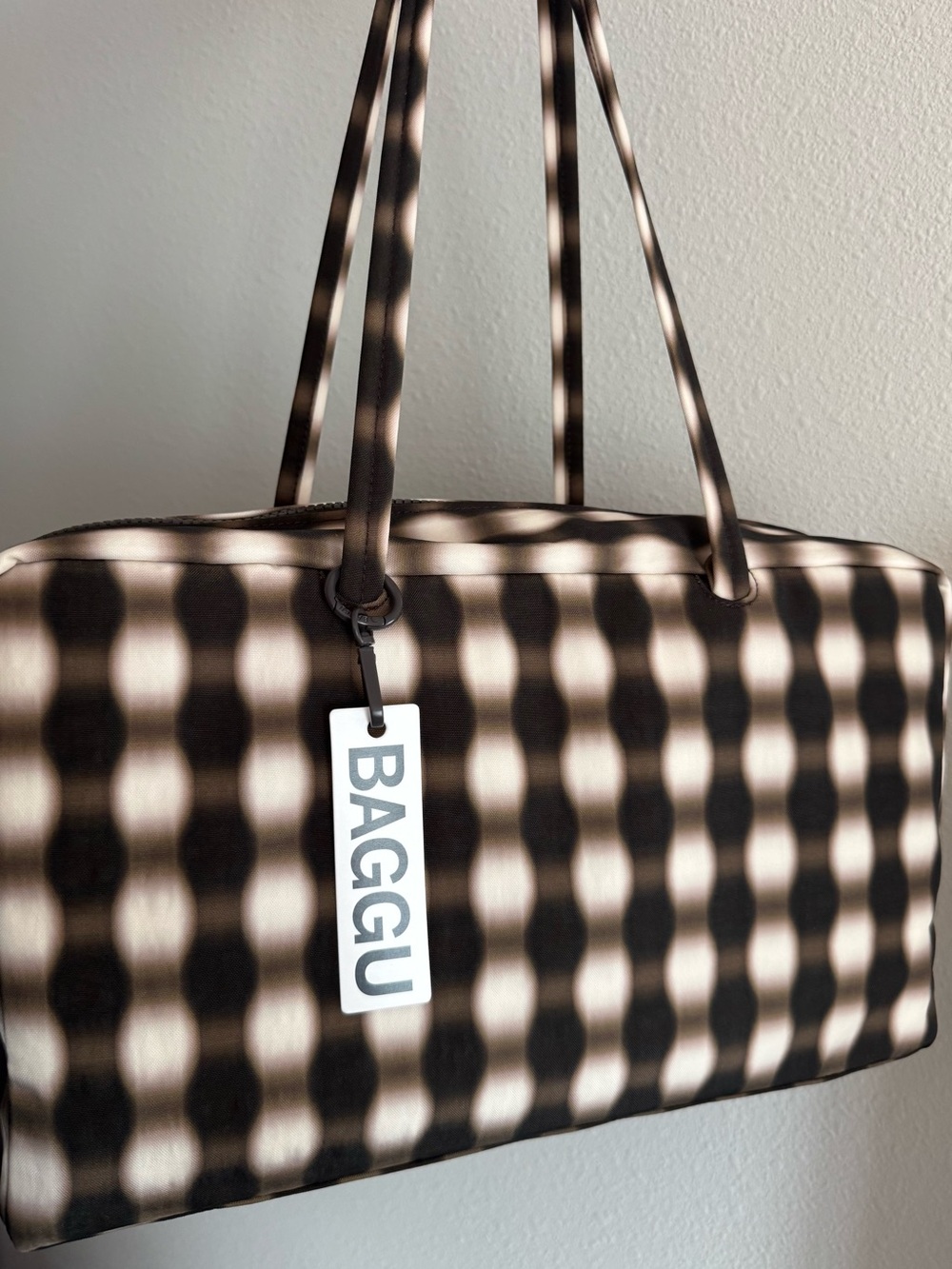 Baggu Medium Bowler Blurred Gingham NWT - Picture 2 of 10